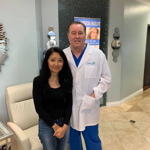 Happy Newport Beach Skin Tightening customer 6